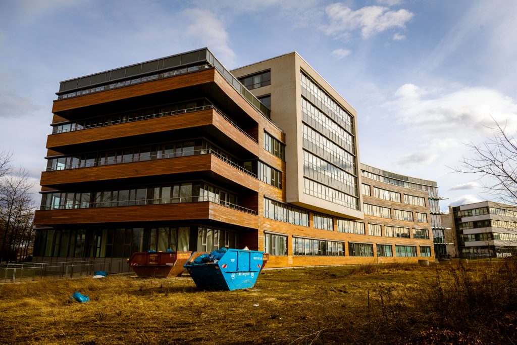 Bürogebäude