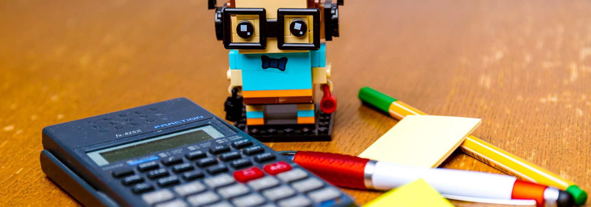 Taschenrechner und digitaler Steuerberater